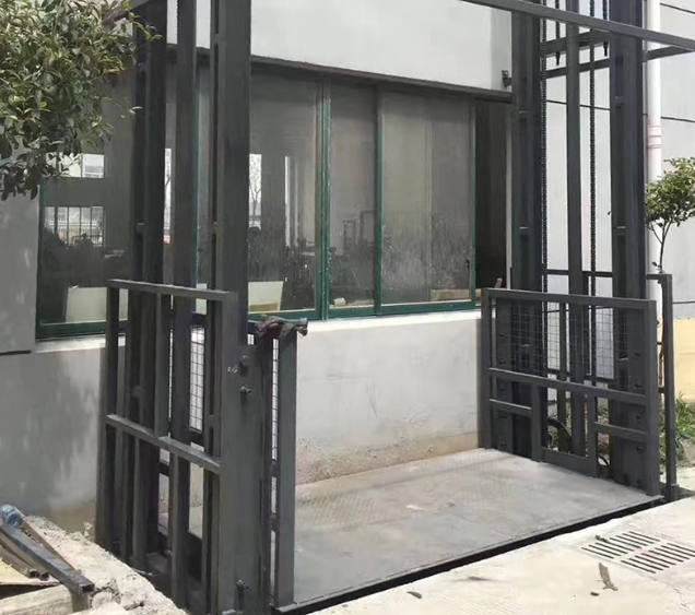 昌邑导轨式施工升降机助力民生工程提速增效